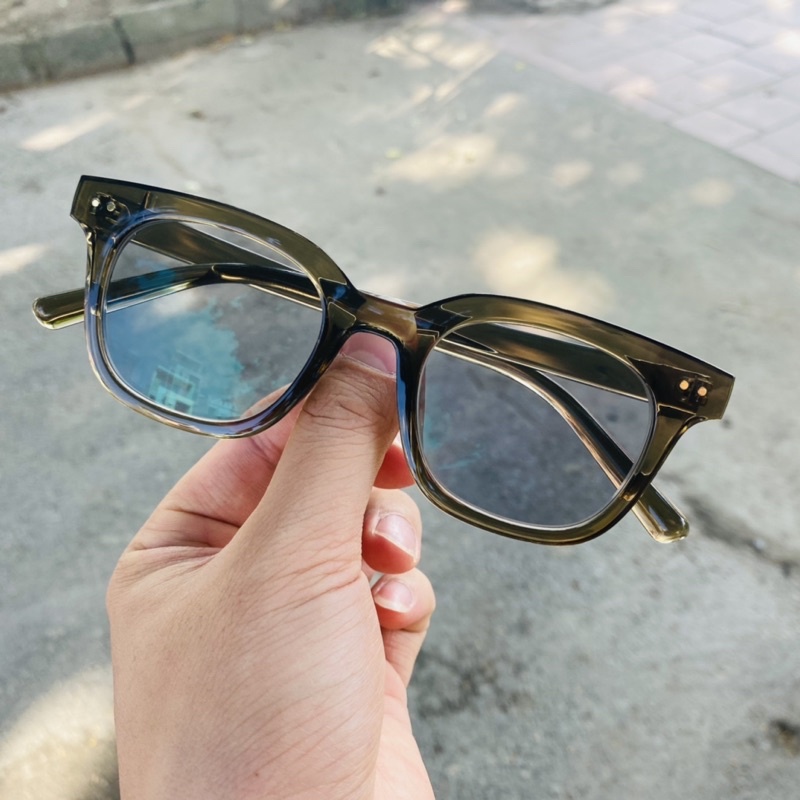 Kính đổi màu dáng gm southside nhựa cao cấp form chuẩn bản lề siêu bền
