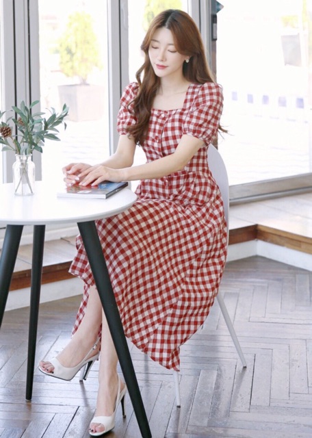 Đầm váy caro đỏ nút bọc xuongvnxk