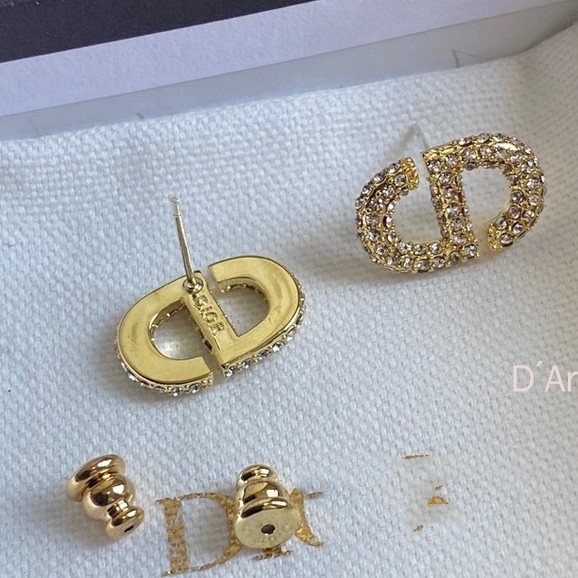'Boutique spot'A643 CD kim loại bông tai stud kim cương  Hàn Quốc 2022 Mới tái tạo thanh lịch retro thời trang không phai bông tai cho phụ nữ
