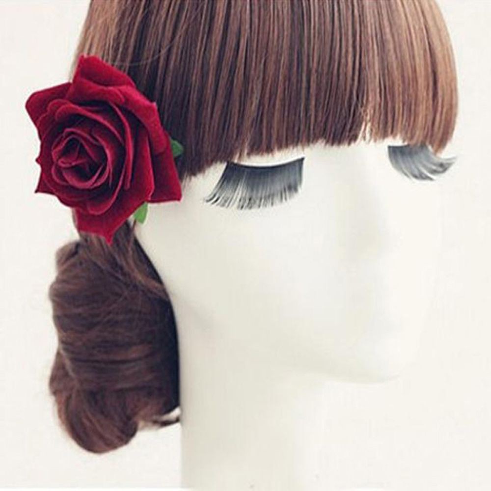 Hoa cài tóc cô dâu thiết kế tinh tế thời trang