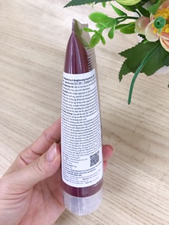 Sữa rửa mặt Naruko ý dĩ nhân đỏ