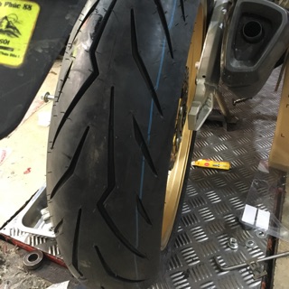 Pirelli rosso sport 130/70-17