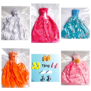 combo 5 đầm búp bê tặng 5 đôi giầy