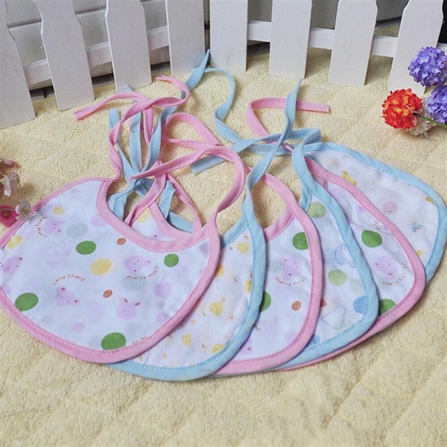 Yếm cotton sơ sinh buộc dây cho bé