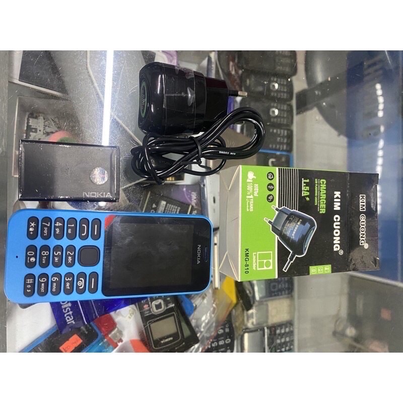 Điện thoại Nokia 215