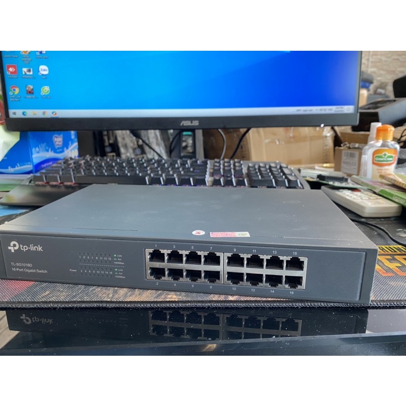 10 con Hub, Switch, Lan 1G. 16 -24 port TP LINK