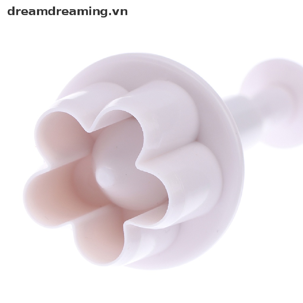 Bộ 4 Khuôn Cắt Kẹo Đường Hình Hoa Mận