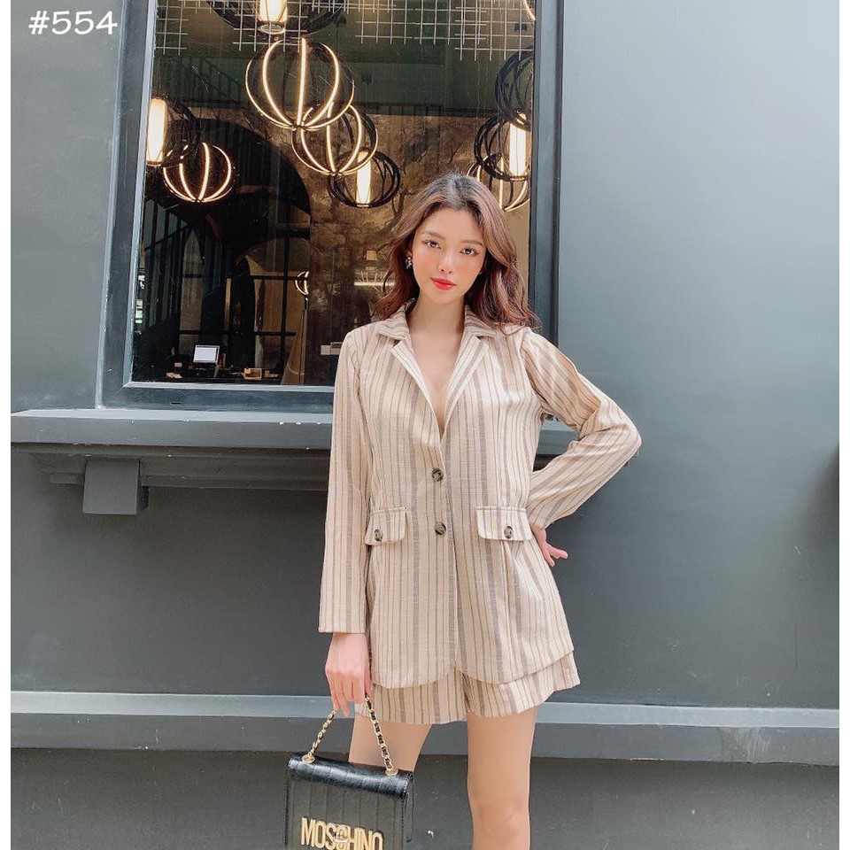 Set vest sọc siêu sang