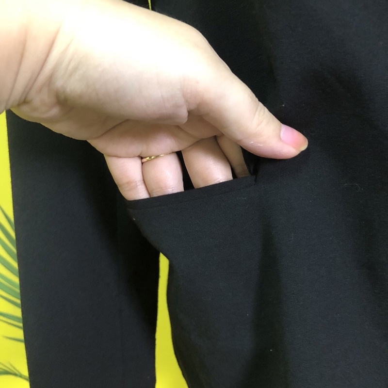 Áo khoác vest blazer đen hình thêu hàng si hàng 2hand