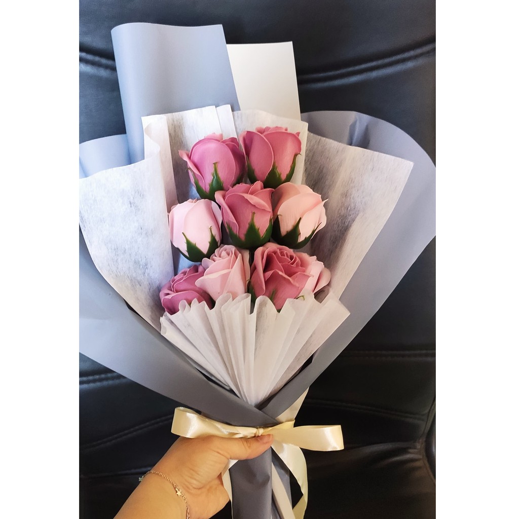 Bó hoa hồng sáp 9 bông kèm túi xách đèn nháy và thiệp, quà sinh nhật, ngày nhà giáo việt nam, quốc tế phụ nữ, valentine