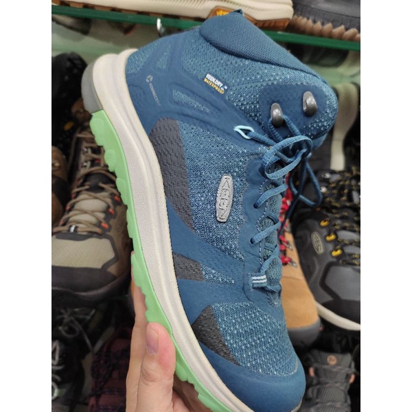 Giày Chuyên Dụng VNXK Cho Nam!