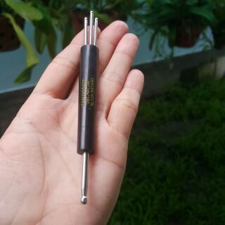 Dụng cụ diện chẩn - Cây sao chổi
