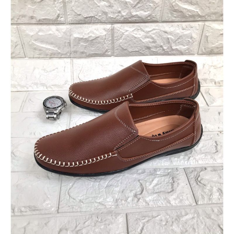 Giày lười nam đẹp,da mềm, mã GM04,màu vàng bò, đế khâu sẳn rất chắc chắn