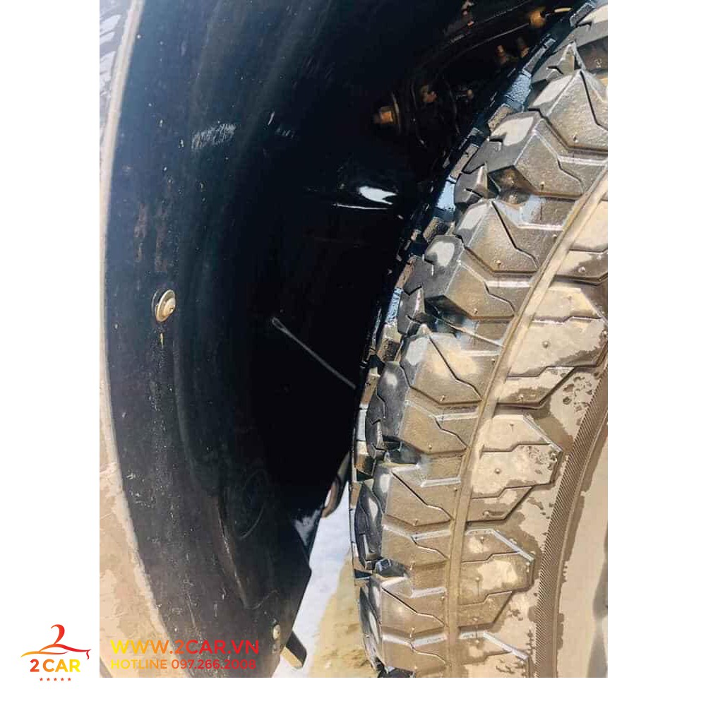 Cua Lốp Ford Ranger 2013-2022 Loại có đèn Phản Quang, dùng chung các bản Ranger