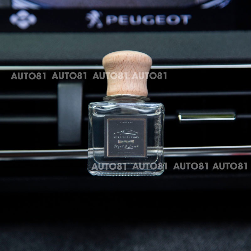 Nước hoa xe hơi, tinh dầu nước hoa ô tô cài kẹp cửa gió mẫu Reed Scent