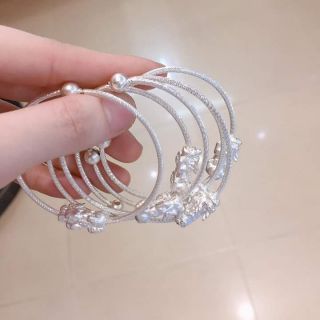 Lắc tay cứng bạc