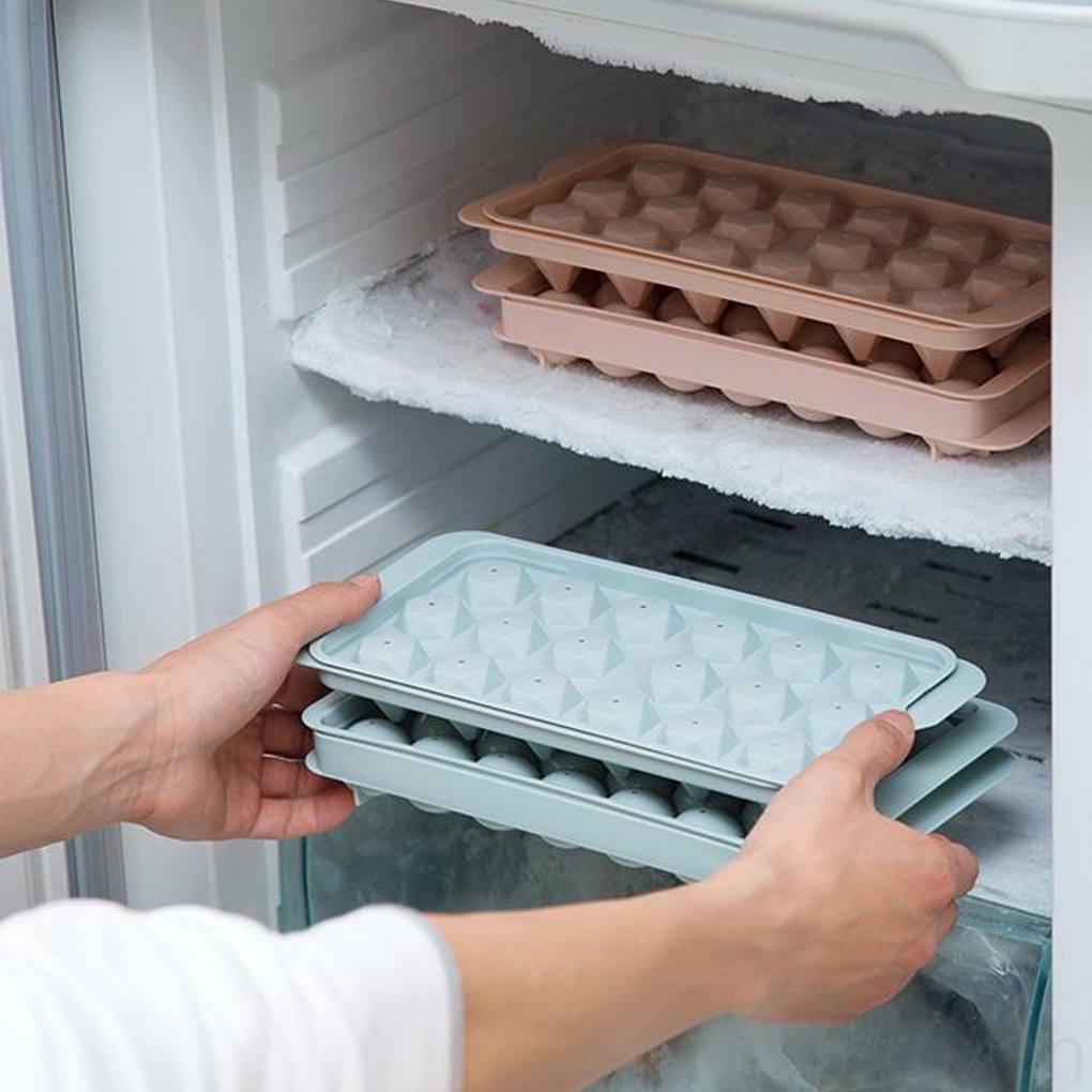 Khuôn Làm Đá Viên Bằng Nhựa Có Nắp Đậy Tiện Dụng Diy