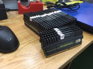Ram 8G tản nhiệt thép