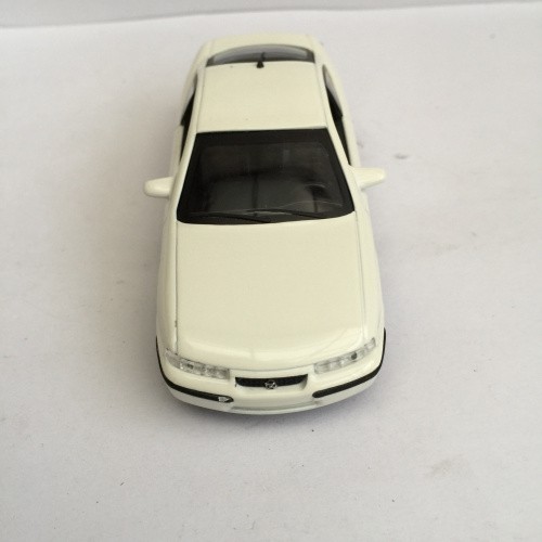 Mô Hình Xe Hơi Opel Calibra 1995 Bằng Hợp Kim Tỉ Lệ 1: 43