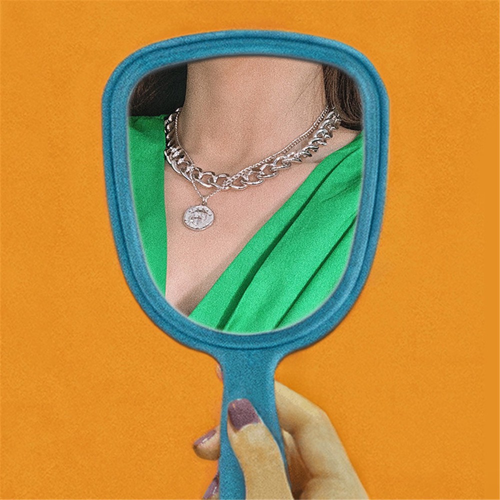 Vòng Cổ Choker Dây Đôi Dày Mặt Hình Chân Dung Cổ Điển Phong Cách Hip Hop Cổ Điển Dành Cho Bạn Nữ