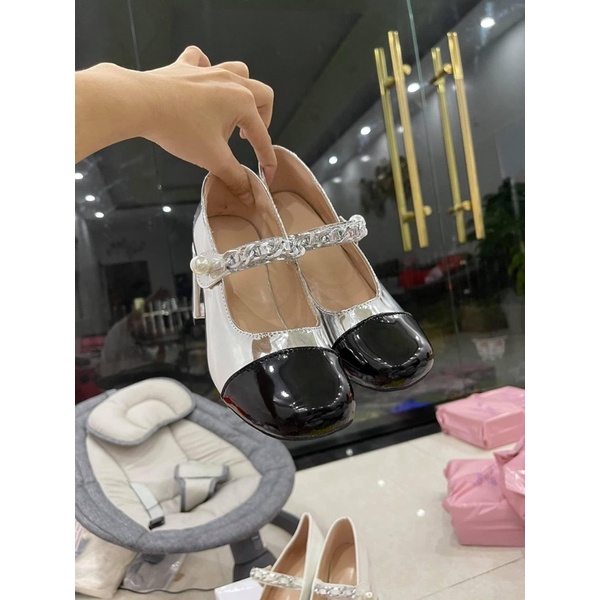 Giày tiểu thư đế vuông thiết kế quai ngọc xinh sắn, chất da mềm lên dáng siêu xinh hàng quảng châu