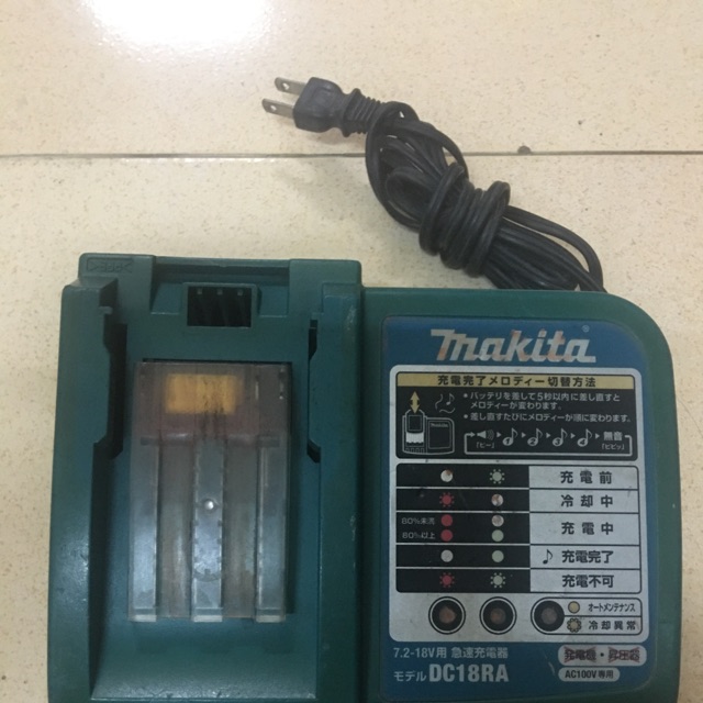 Sạc makita zin 110v