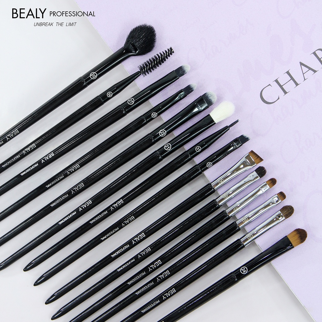 Bộ Cọ Trang Điểm Xếp Lớp Lông Thú BEALY 32C