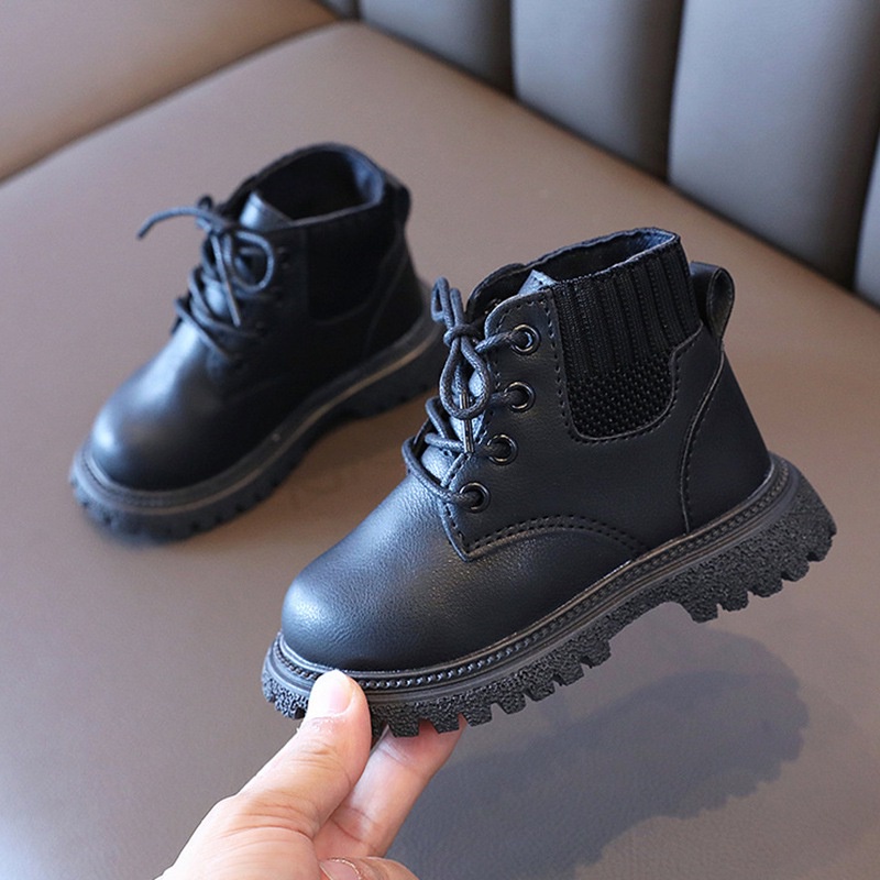 Giày Bốt Martin Da Đế Mềm Chống Trượt Không Thấm Nước Phối Khóa Kéo Cá Tính Cho Bé