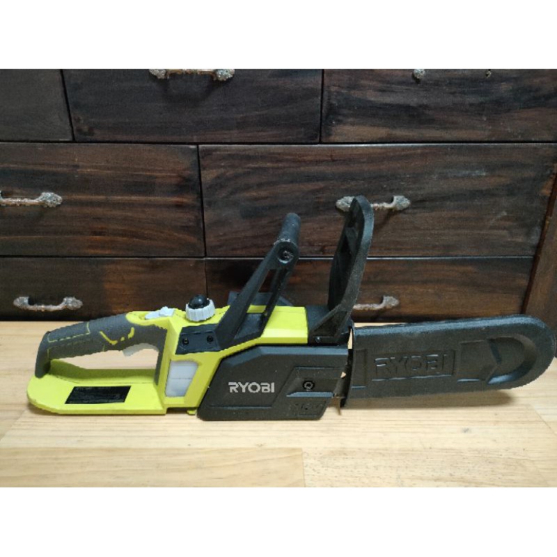 Thân máy cưa xích Ryobi 18V ( chưa gồm pin )
