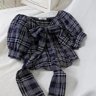 Áo kẻ cột nơ