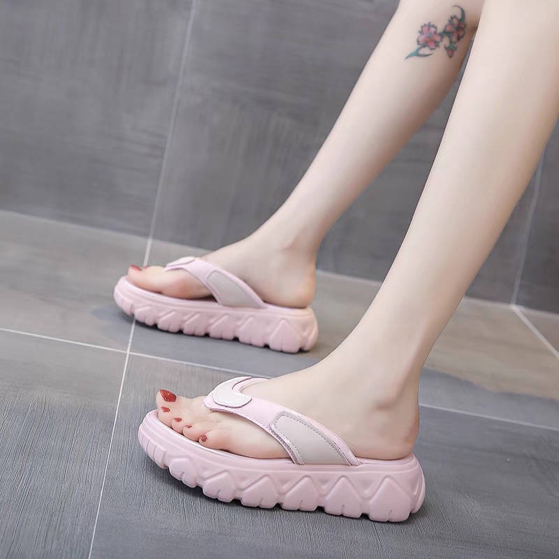 Dép Xỏ Ngón Đế Dày Chống Trượt Thời Trang Đi Biển Mùa Hè Mới