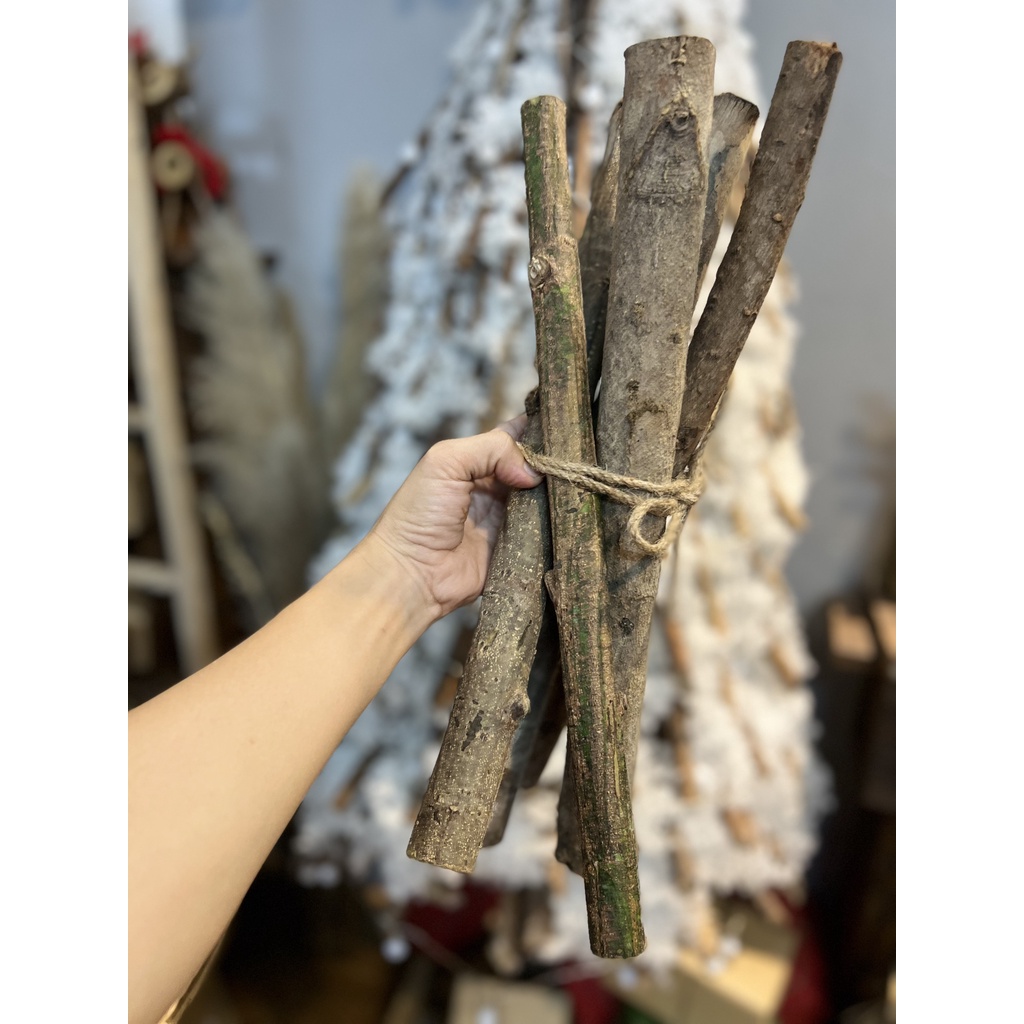 Củi khô trang trí giáng sinh