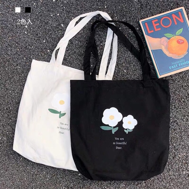 Túi bông hoa trắng