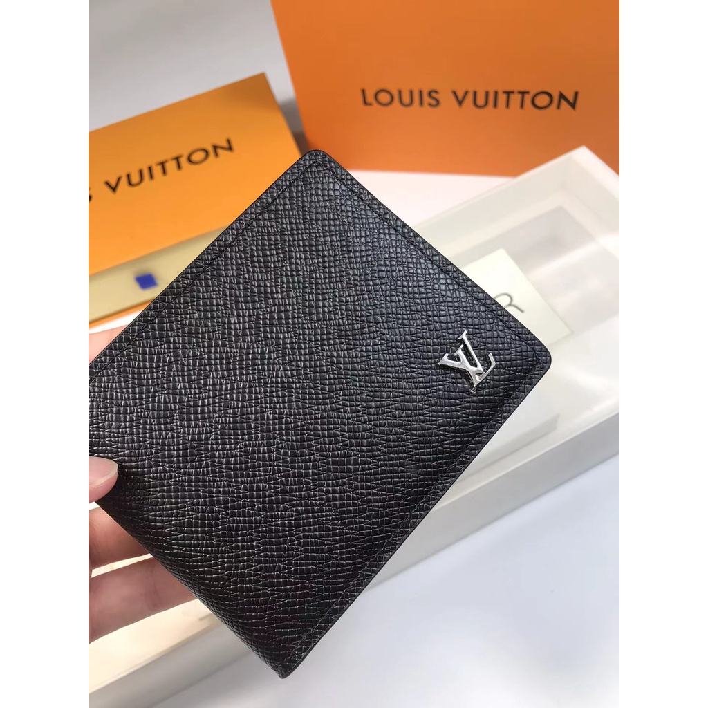 Sẵn sàng giao hàng Ví nam mới của Louis Vuitton LV có hộp M30295