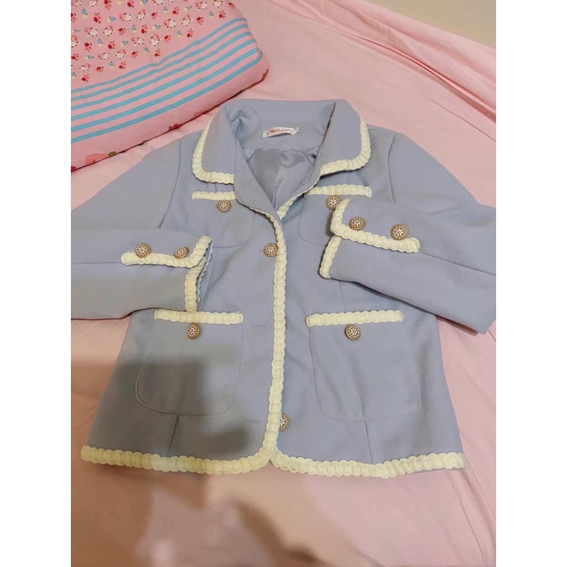 Set áo khoác dạ mịn xanh viền thêu và chân váy dạ mịn dáng ngắn