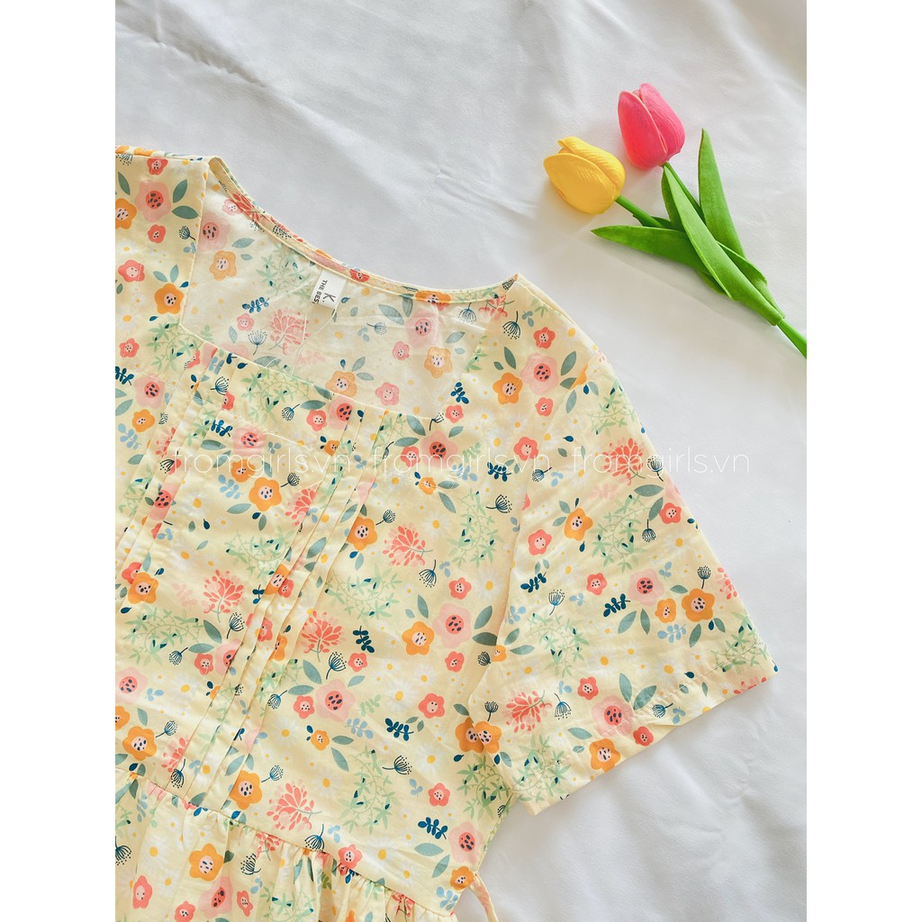 Váy hoa nhí cổ vuông, đầm hoa nhí xếp ly ngực basic có dây buộc sau lưng vintage - V22FG