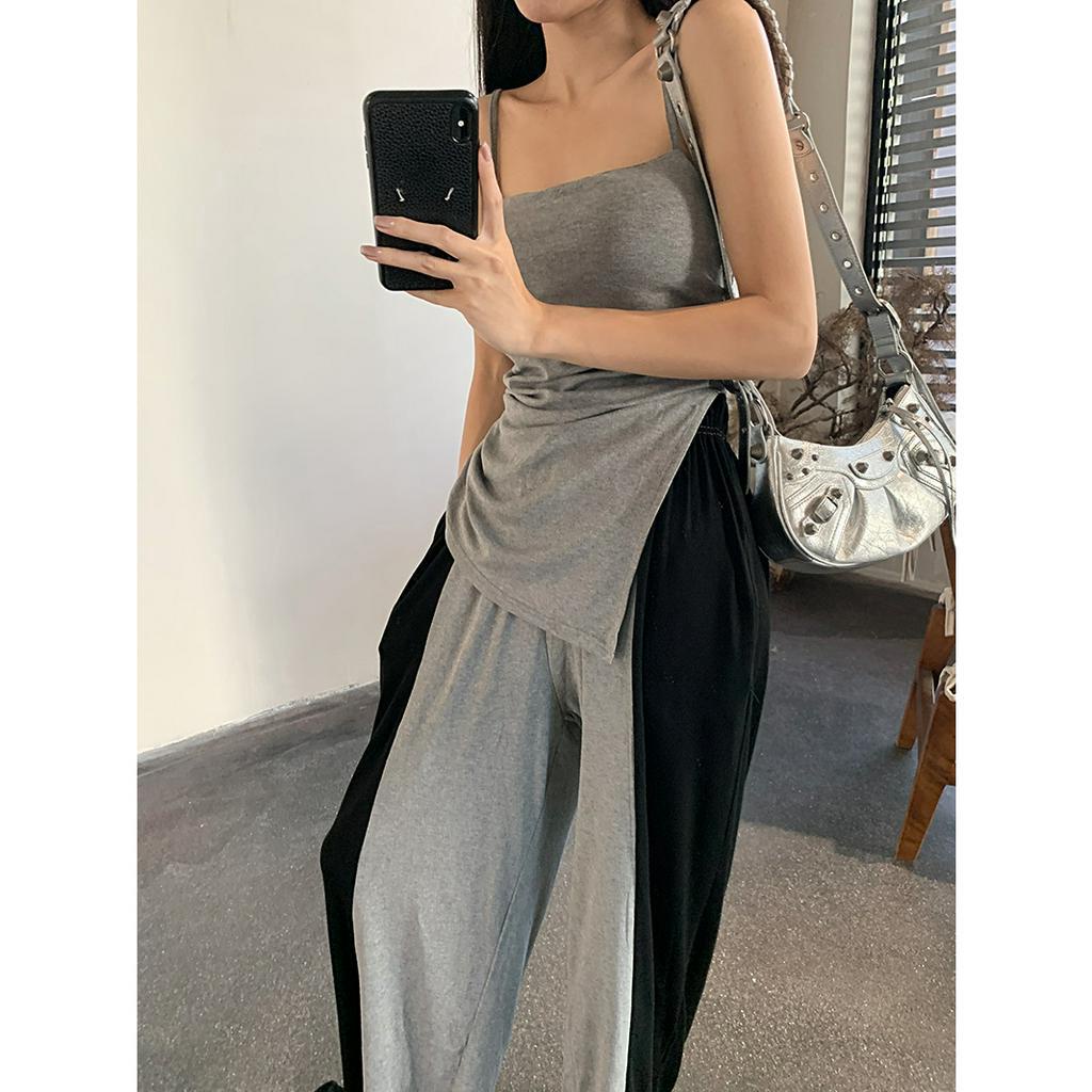 Set Áo Tank Top Hai Dây Xẻ Tà Và Quần Ống Rộng Quét Sàn Cho Nữ (Đặt Hàng)