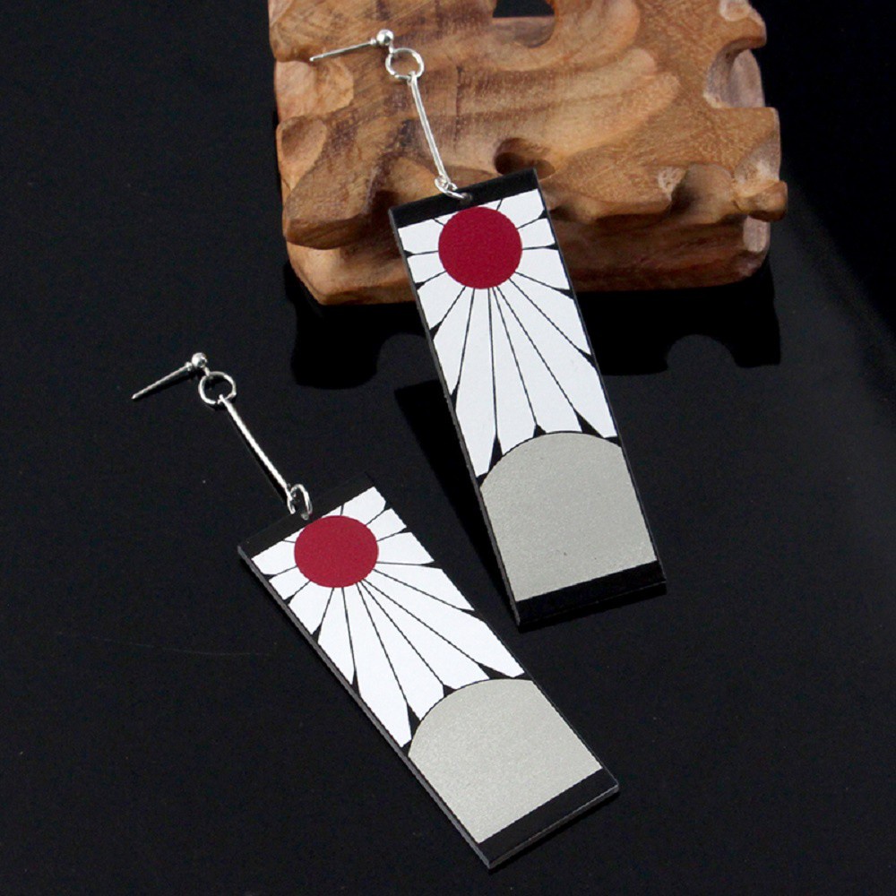 Bông tai dạng kẹp họa tiết Demon Slayer Kamado Tanjiro trong phim Demon Slayer độc đáo cho nam nữ