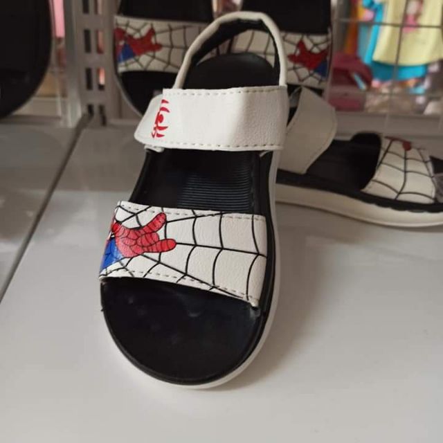 Dép sandan nhện