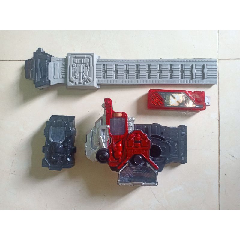 Đồ Chơi Siêu Nhân Kamen Rider W Double Tặng pin