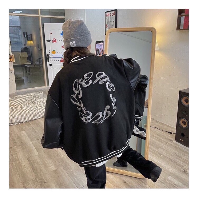 Áo Khoác Bomber Tay Phối Da In Chữ Lưng Unise❤Jacket Dáng Thể Thao Đen Cổ Viền Nỉ Freesize Ulzzang Nam Nữ Hót