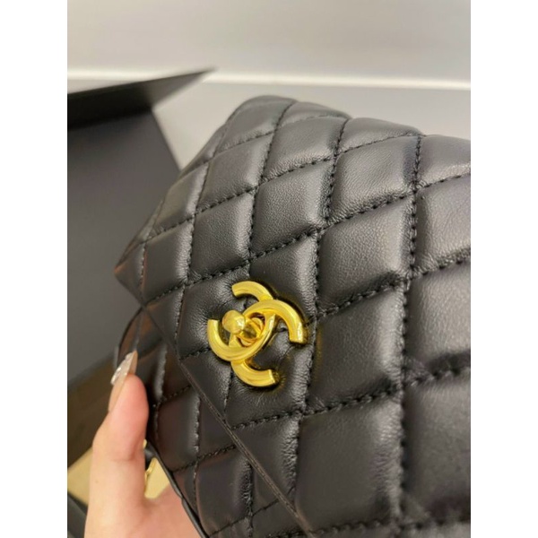 TÚI CHANEL LOGO NẸP SZ 18