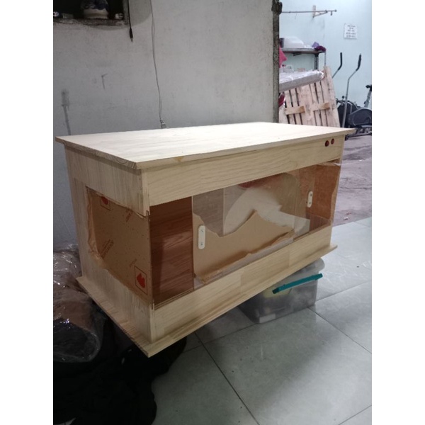 Chuồng nuôi bò sát gỗ ghép và mica KB10 D70 R40 C40cm