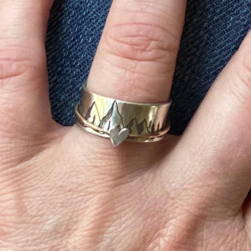 Vòng Nhẫn Gắn Bánh Xe Leo Núi Giúp Giảm Căng Thẳng