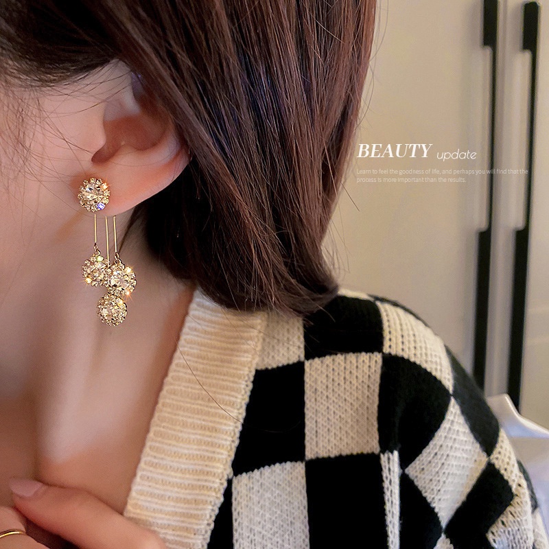 Khuyên Tai Dài Hình Bông Hoa Đính Đá Cao Cấp Phong Cách Hàn Quốc