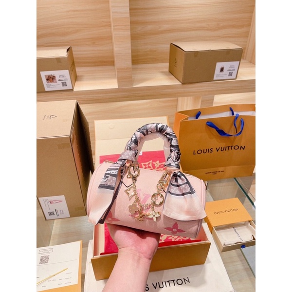 Túi xách lóuisvutton Papilon da thật sz 22 Fullbox 2 lớp+khăn+dây charm