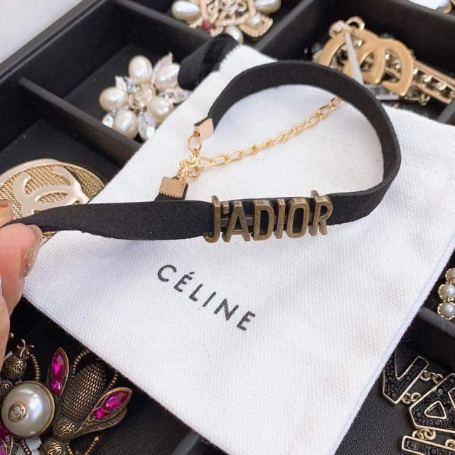 CHOCKER CHỮ JADIOR