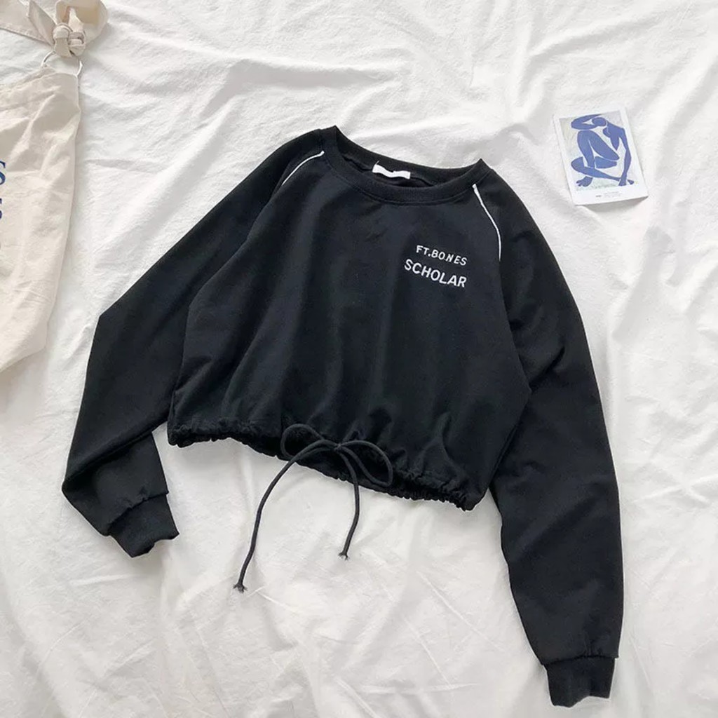 Áo croptop thắt dây phía dưới in chữ nhỏ sành điệu TTSA0051