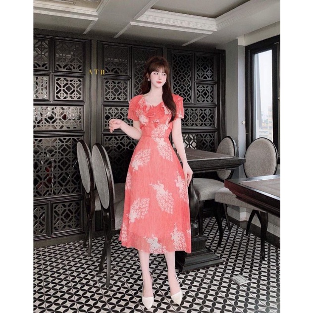 đầm họa tiết