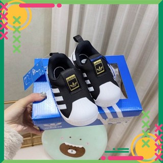 Giày Adidas cho bé